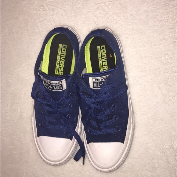 Tenis shoes